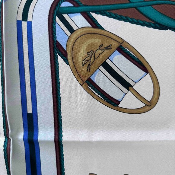 Brand new Longchamp equestrian motive silk scarf large square 90 cm - Picture 4 of 5